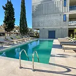 Malberry Park 201 - Modern 2 Bedroom With Pool, Gym, Jaccuzi Апартаменты *