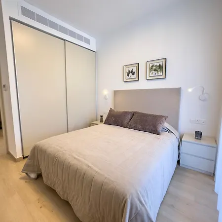 Malberry Park 201 - Modern 2bedroom With Shared Heated Pool, Sauna, Gym, Jacuzzi * Pafos