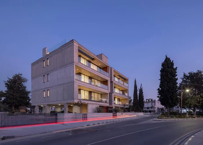 Malberry Park 201 - Modern 2 Bedroom With Pool, Gym, Jaccuzi Pafos